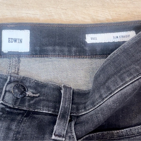 Edwin Bree Slim Straight Crop High Rise Raw Hem Black Wash Jeans Size 29 - Picture 4 of 10